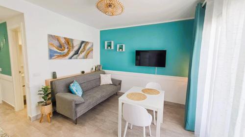 Casa Frida San Valentin by AHF