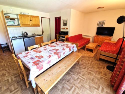 Photo de la galerie de l'établissement Résidence Grand Argentier - 3 pièces+cabine 8/10 personnes coeur station 55m² MAE-2895, à Modane