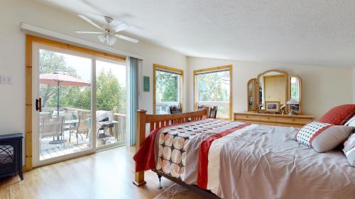 Katil atau katil-katil dalam bilik di Waterfront Bliss Near Tobermory