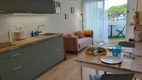 Appartement cosy en centre-ville de Royan à 200m plage