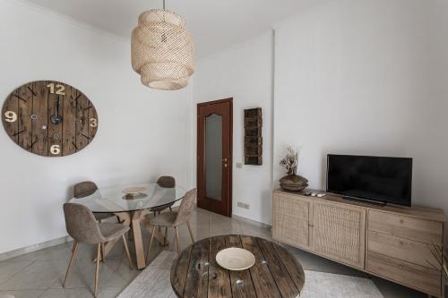 Aurelia 386 Vatican House