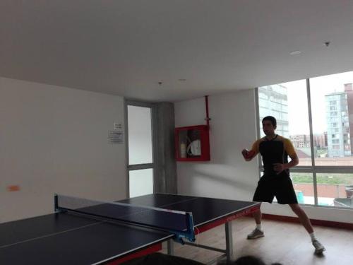 Stolní tenis v ubytování Aparta Estudio Amoblado Facatativá nebo okolí