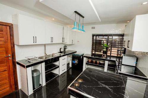 Gallery image of Ndola Pineview Luxury Apartments in Ndola