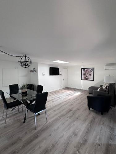 Televisyen dan/atau pusat hiburan di Altitude - magnifique logement