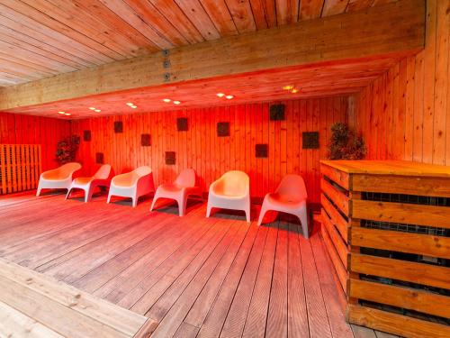 Fotografie z fotogalerie ubytování Country House Ardennes with Pool and Sauna v destinaci Xhoffraix