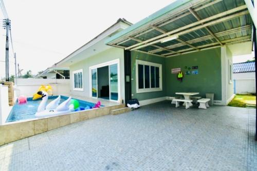Fotografie z fotogalerie ubytování Happy Pool Villa Huahin v destinaci Hua Hin