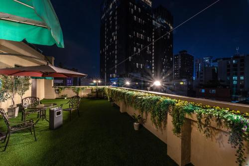 New Cheonji Hotelにある庭