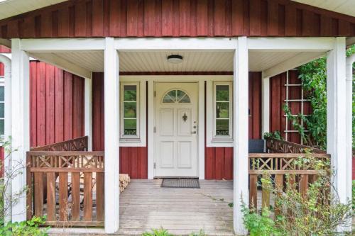 Imagen de la galería de Cozy And Bright Summer House On Bornholm, en Allinge