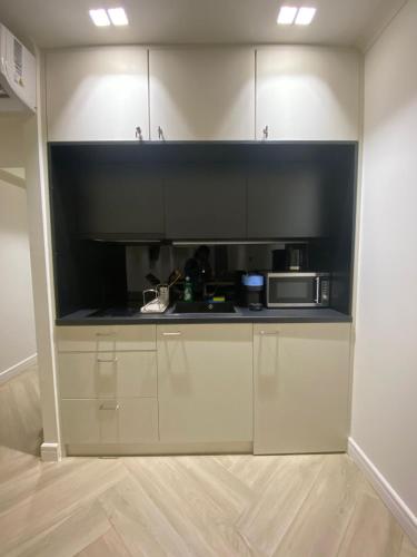 Triple A - Family hospitality Near Ermou - FREE Parking!