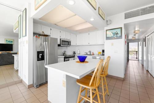 Dapur atau dapur kecil di Sand and Sea Condos