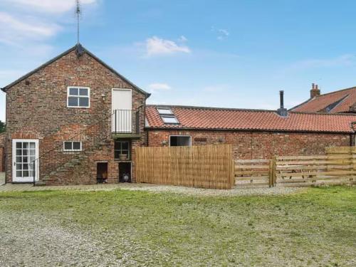 Granary cottage with HOT TUB photo 7