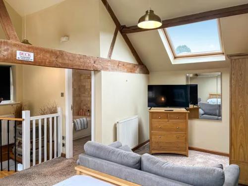 Granary cottage with HOT TUB photo 6
