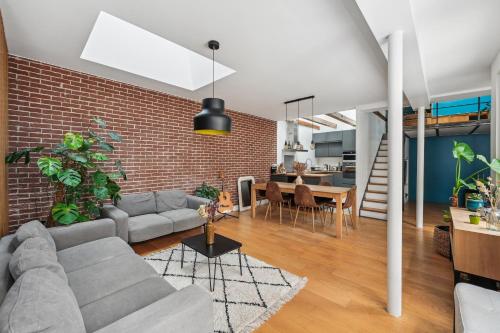 Grandeur Cachée du 15e - avec parking