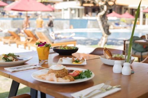 Mad på resortet eller i nærheden