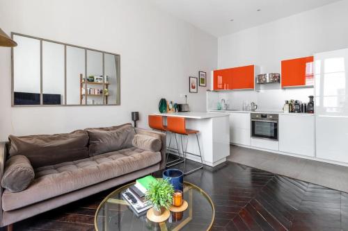 Photo de la galerie de l'établissement Magnifique appartement Colisée, à Paris