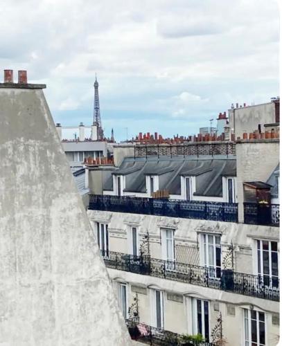 Petit studio vue sur Tour Eiffel