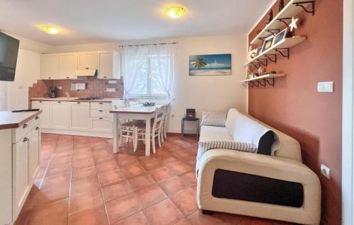 Cozy Apartment In Medulin With Swimming Pool