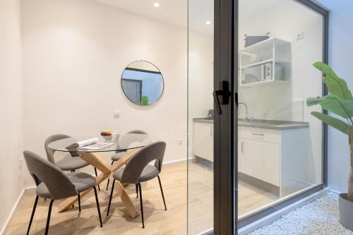 Magno Apartments Santa Ana 18