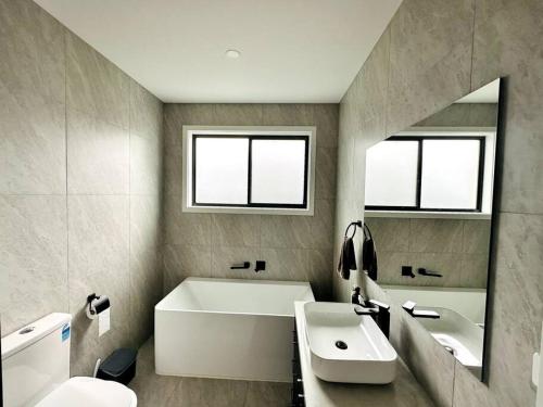 Ảnh trong thư viện ảnh của Family retreat-Spacious 4BR ở Donnybrook