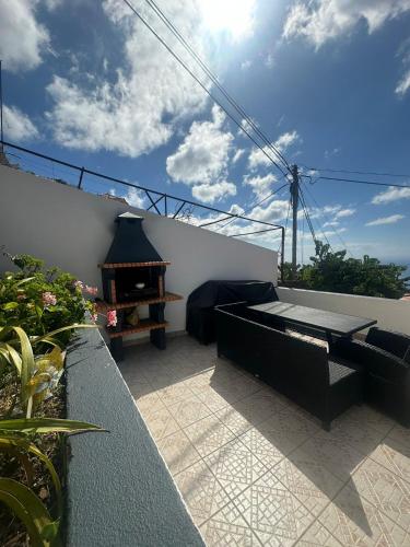 The Hill View House