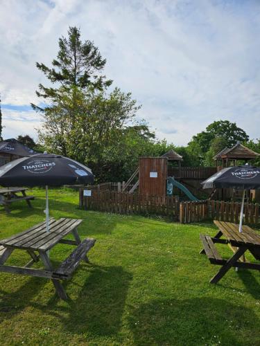 Gallery image of FoxandMaple in Wickwar