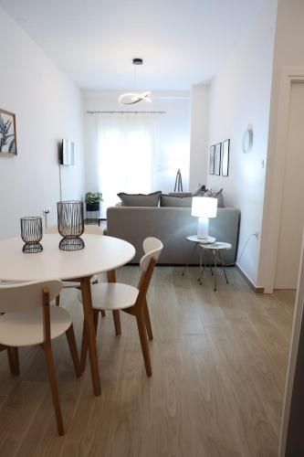 Iliana's apartment 2