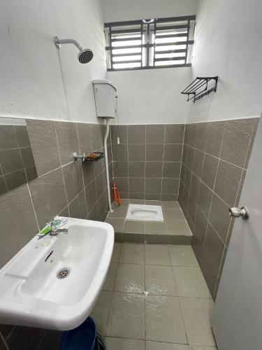 Koupelna v ubytování Homestay faleeq