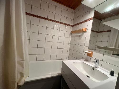 Studio divisible fonctionnel Accès direct aux pistes Vue vallée