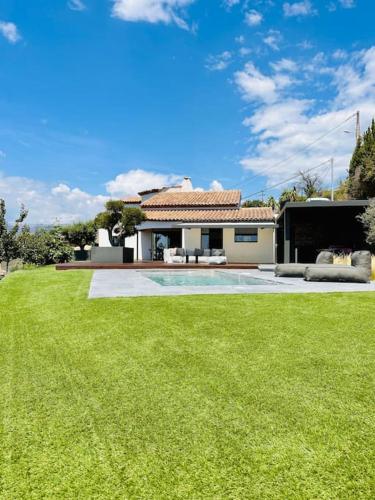 Magnifique villa de 220m2,piscine,vue mer