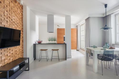 White Harmony apartament - 2 tarasy, BEZPŁATNY PARKING