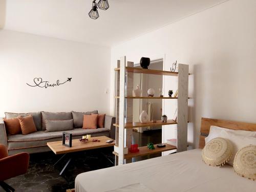 Love Travel Athens Apartments