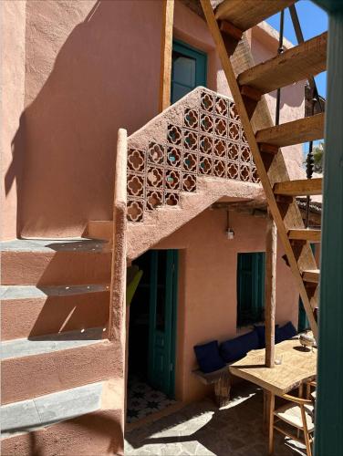 Balkoni atau teres di Coocoomos Casa Moroccan Style Villa