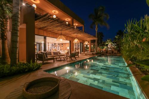 Piscina en o cerca de Villa Ecolodge DAR LOUMA