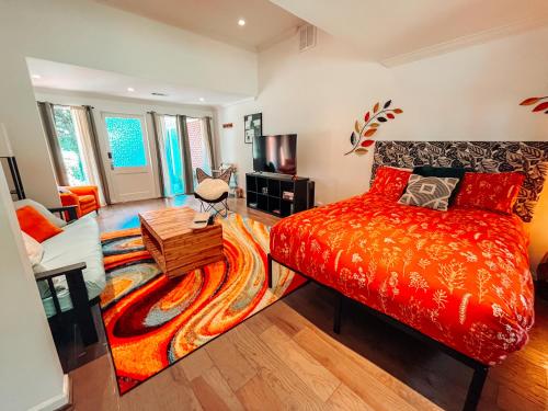 Ένα ή περισσότερα κρεβάτια σε δωμάτιο στο Cozy Guest House Studio Apartment