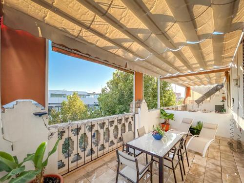 Charming 2 Bedroom Boutique Triplex Apartment with Private Terrace at Seville City Center by OCityzen