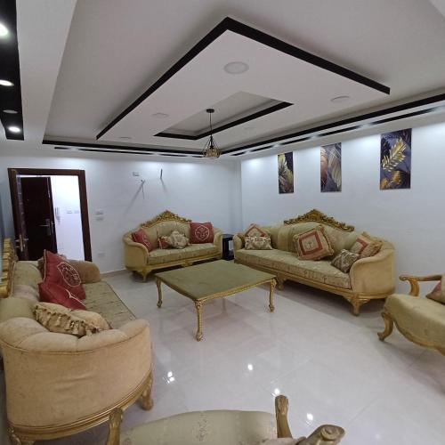 Gallery image of Laperla family apartment 1 in Al Yādūdah