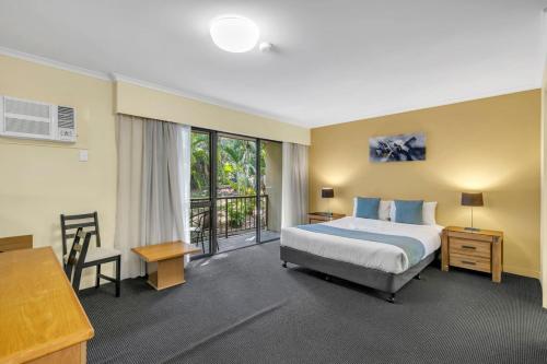 Ένα ή περισσότερα κρεβάτια σε δωμάτιο στο Quiet unit in leafy hotel