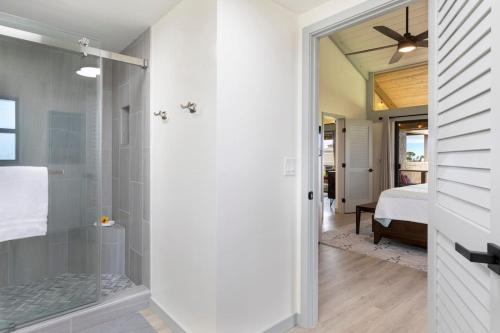 Ένα μπάνιο στο Sweeping Views Spacious 3 Beds