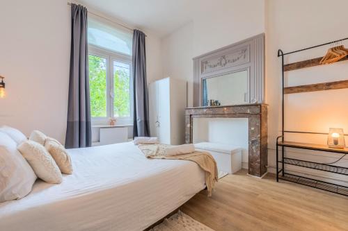 Photo de la galerie de l'établissement T2 en face du Tramway et proche de lille, à Marquette-lès-Lille