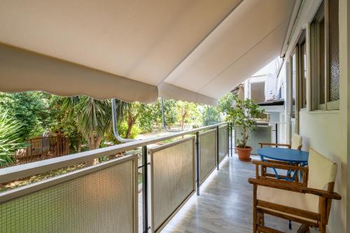 Very comfortable, close to Acropolis