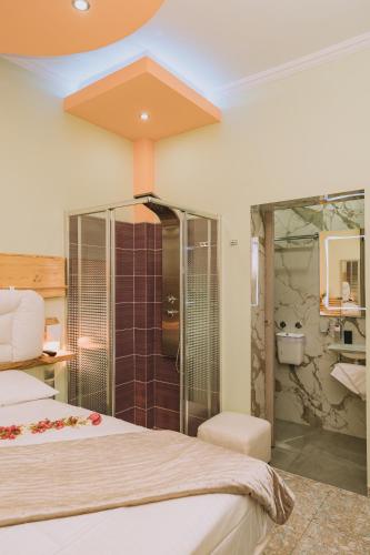 Gazi Suite with Private Rooftop
