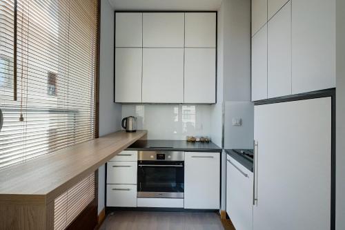 Dapur atau dapur kecil di GO Apartments - ApartHotel