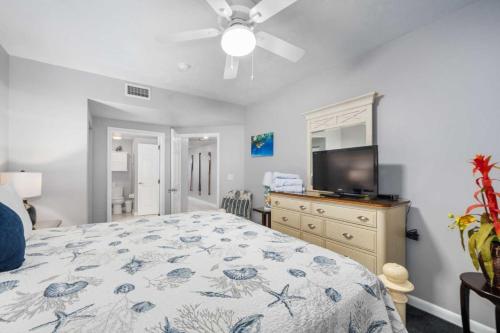 Voodi või voodid majutusasutuse Luxury 9th Floor 1 BR Condo Direct Oceanfront Wyndham Ocean Walk Resort Daytona Beach | 906 toas