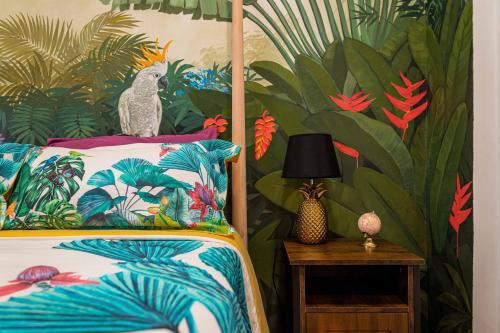 Artistic flat next to Ruzafa Welcome to the Jungle
