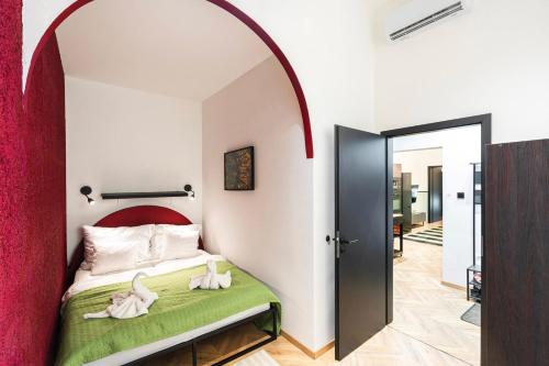 Luxury Peaceful Apartment by the St Stephen's Basilica 1065 Budapest, 8 Lázár utca kép - 3
