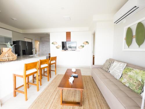 Η κουζίνα ή μικρή κουζίνα στο Ventanas del Mar by Playa Caracol Residences