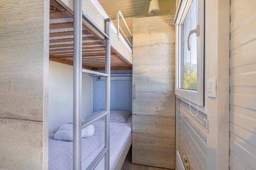 Imagen de la galería de Rooftop Home With Whirlpool & Sauna - Happy Rentals, en Trebnje