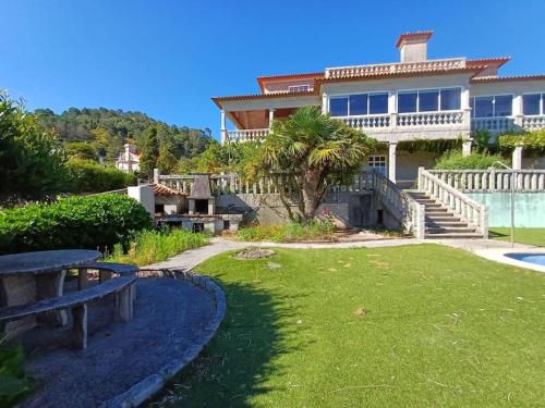 Κήπος έξω από το Casona BRETEMA