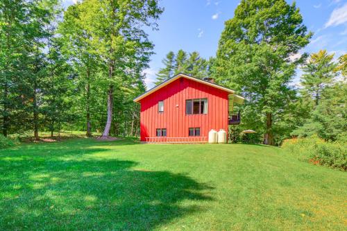 Zahrada ubytování Inviting Vermont Home On Mount Ascutney!