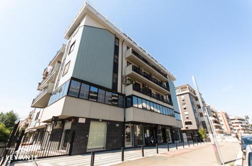 フォッジャにあるOpera B&Bの街路にある高層ビル